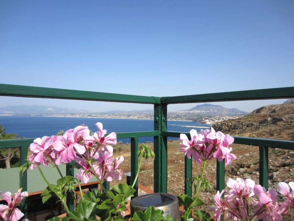 Casa Vacanze La Terrazza Sul Golfo Castellammare del Golfo Ngoại thất bức ảnh