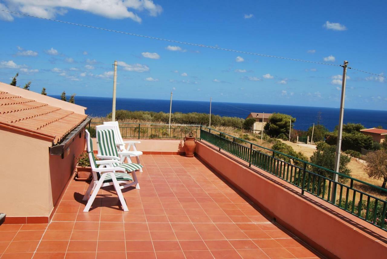 Casa Vacanze La Terrazza Sul Golfo Castellammare del Golfo Ngoại thất bức ảnh