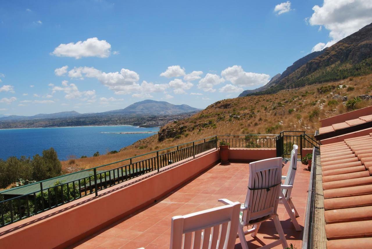 Casa Vacanze La Terrazza Sul Golfo Castellammare del Golfo Ngoại thất bức ảnh