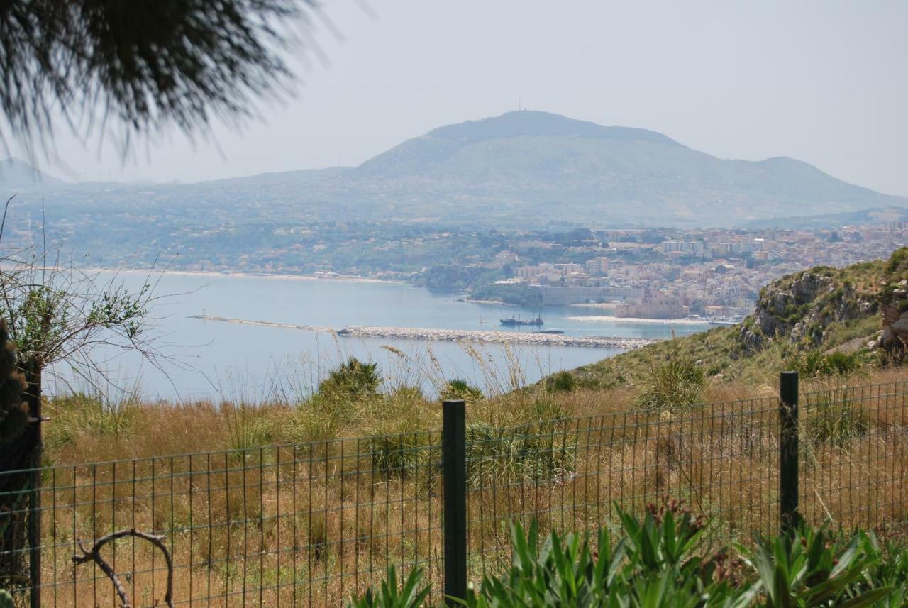 Casa Vacanze La Terrazza Sul Golfo Castellammare del Golfo Ngoại thất bức ảnh